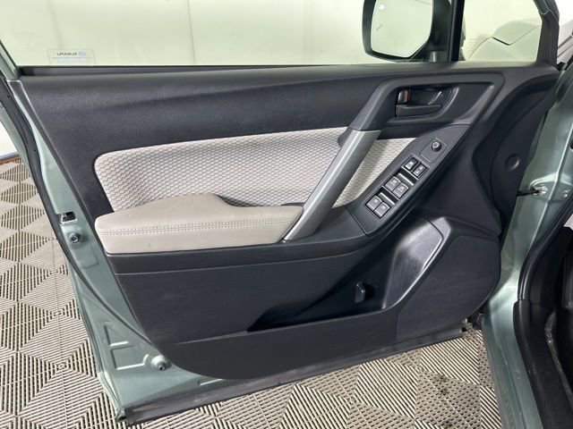 Used 2018 Subaru Forester 2.5i Premium AWD/4WD image 8