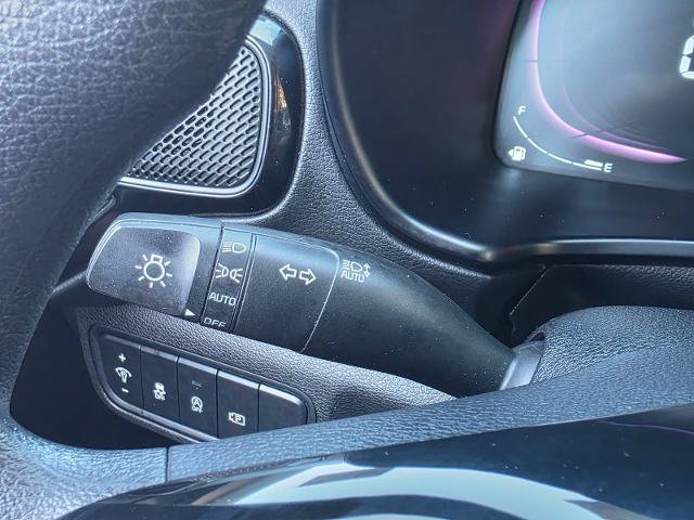 Used 2025 Kia Soul S FWD image 6
