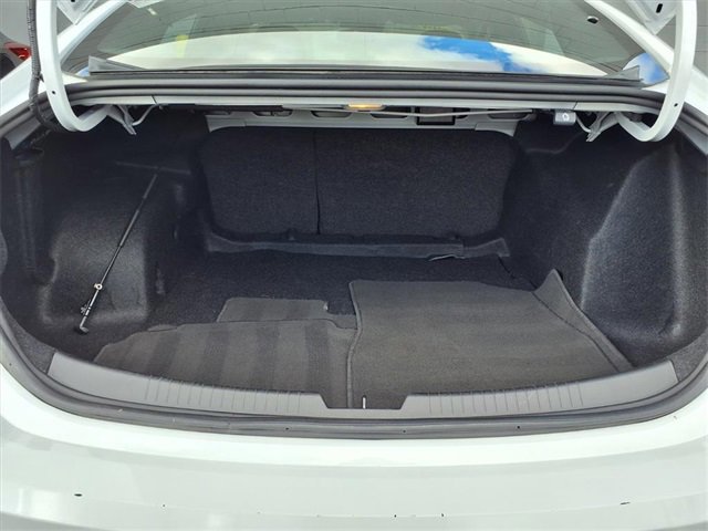 Used 2024 Chevrolet Malibu LT image 26