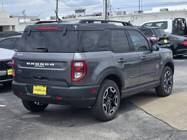 Certified 2024 Ford Bronco Sport Outer Banks w/ Tech Package AWD/4WD image 8
