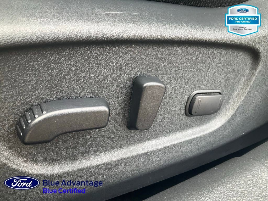 Used 2020 Nissan Rogue SV w/ Premium Package image 25