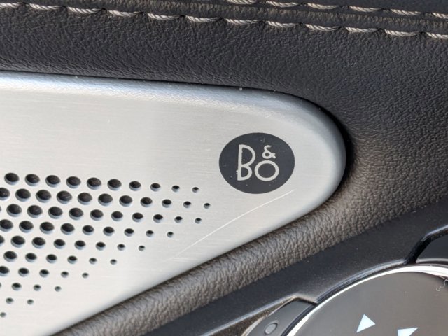 Certified 2023 Ford Explorer Limited w/ Limited Technology Package image 15