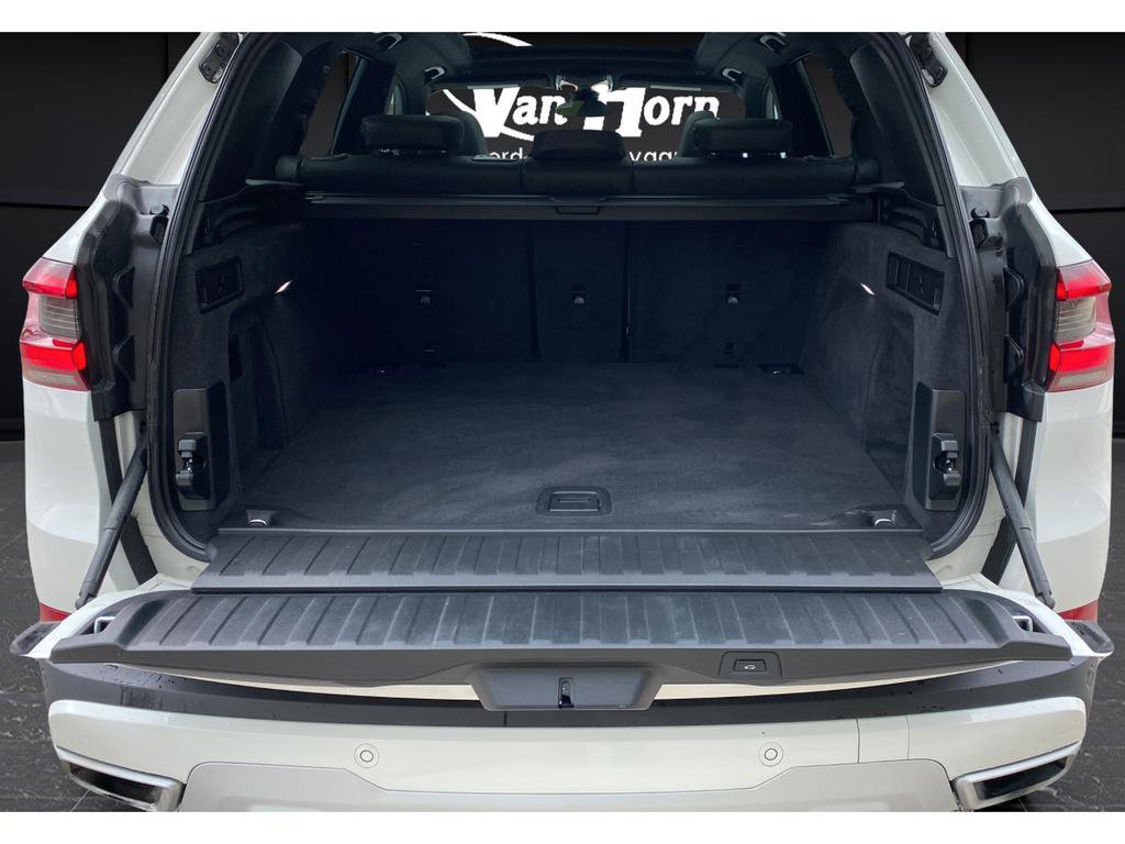 Used 2022 BMW X5 xDrive40i AWD/4WD image 30