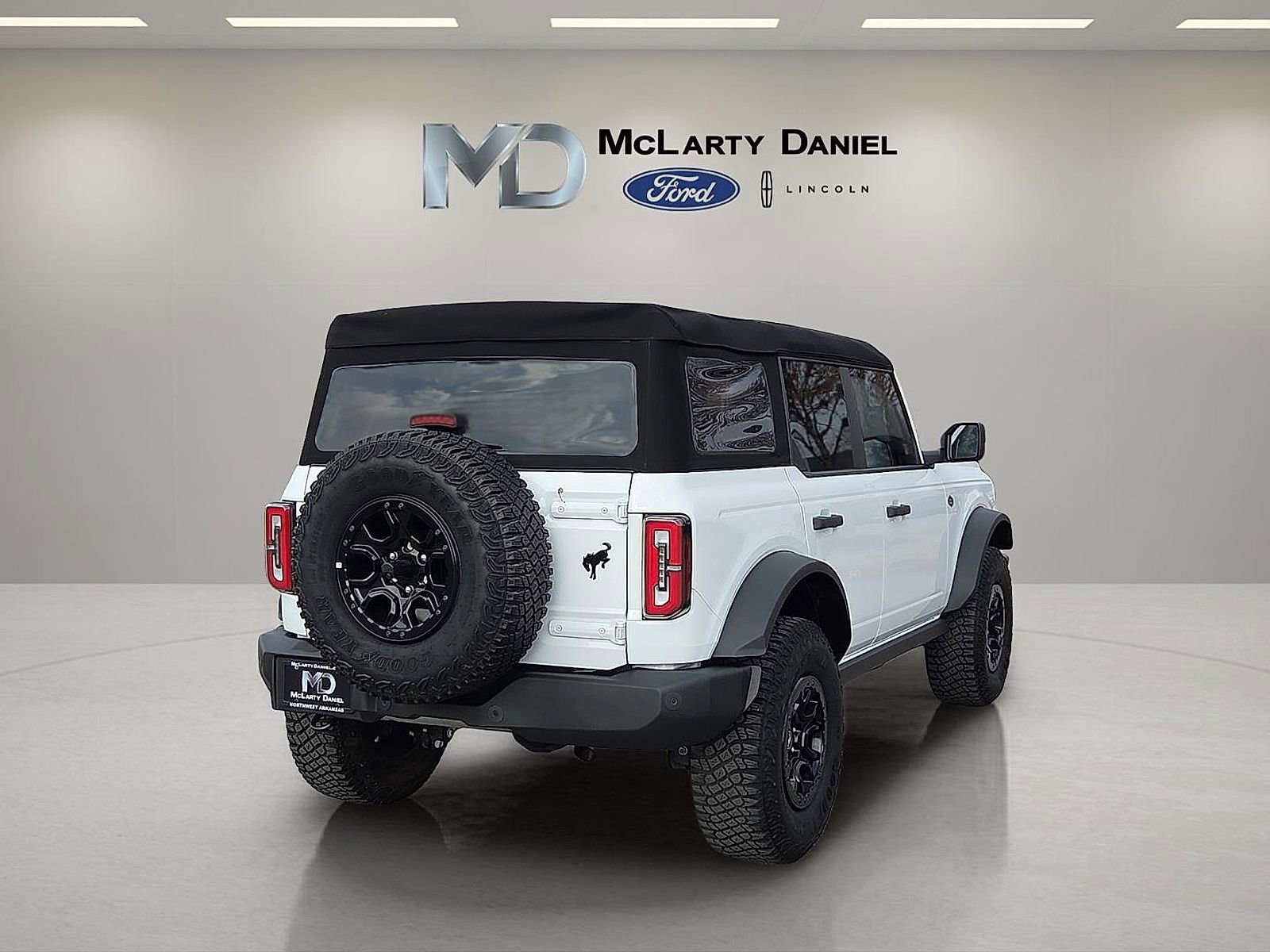 Certified 2023 Ford Bronco Wildtrak image 5