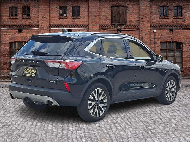 Certified 2020 Ford Escape Titanium AWD/4WD image 4