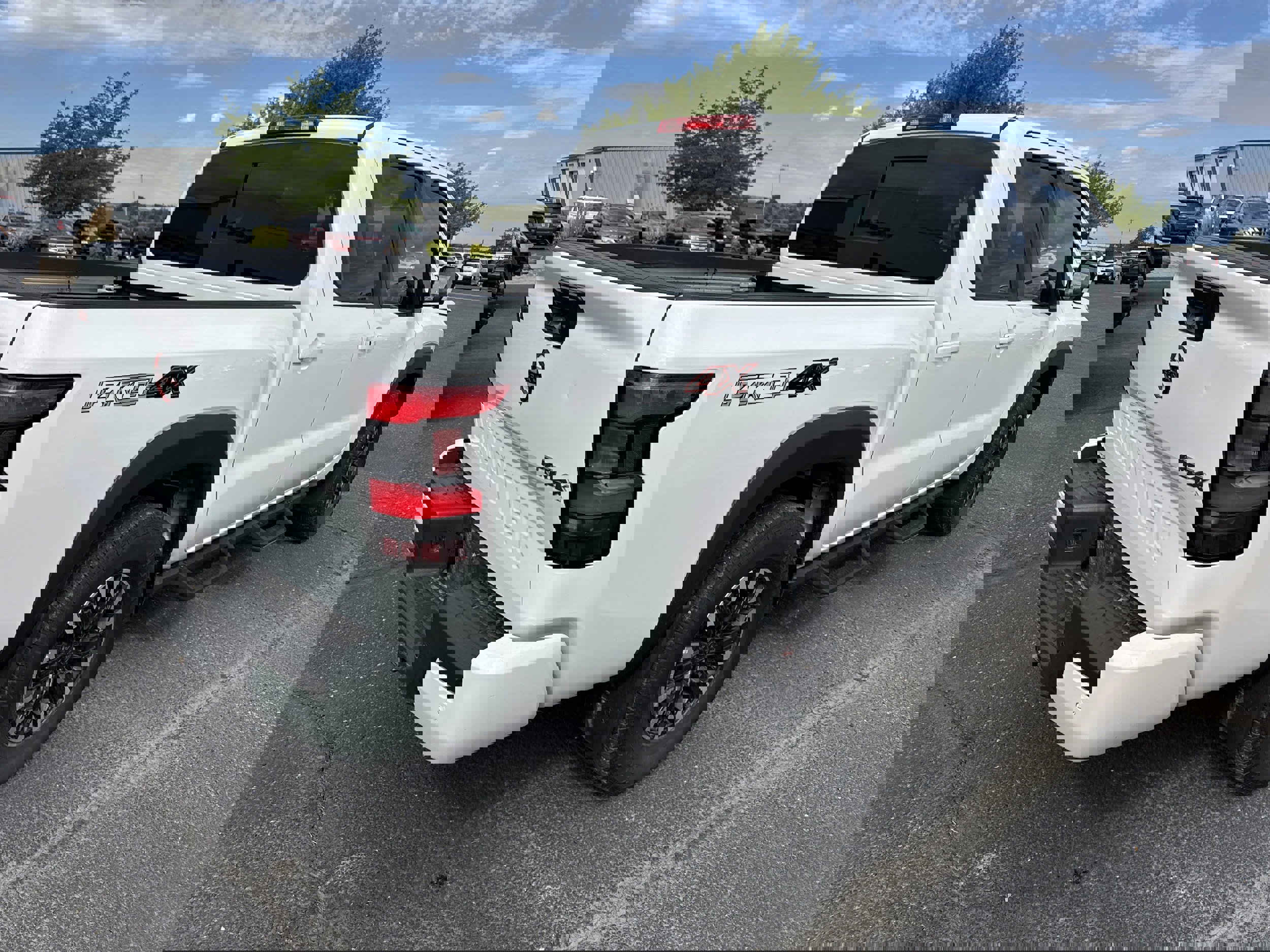 Used 2023 Nissan Frontier PRO-4X w/ Pro Convenience Package image 5