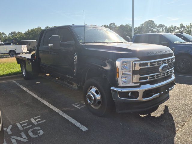 Certified 2025 Ford F350 XL w/ XL Chrome Package AWD/4WD image 1
