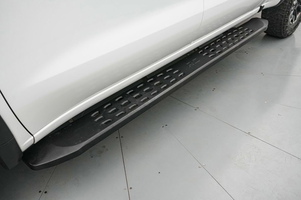 Used 2023 Chevrolet Silverado 1500 ZR2 w/ Technology Package image 14