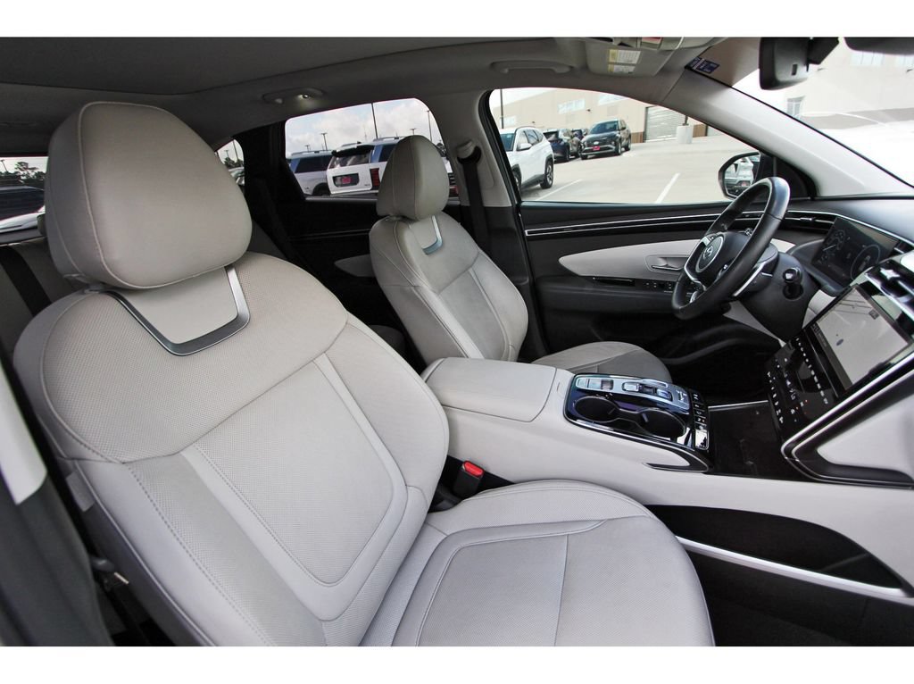 Used 2023 Hyundai Tucson Limited FWD image 28