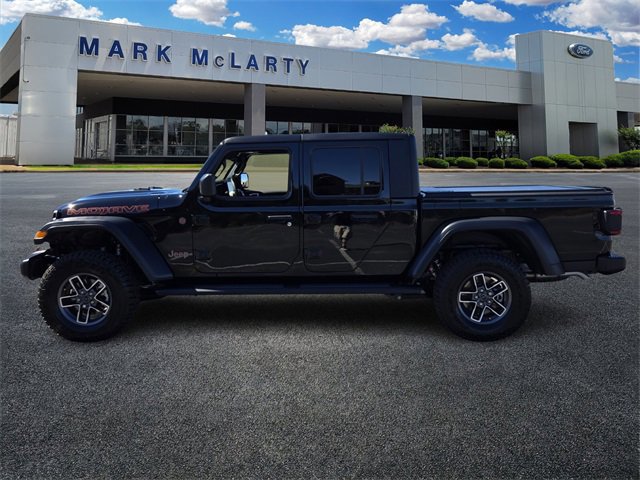 Used 2025 Jeep Gladiator Mojave w/ Convenience Group video 2