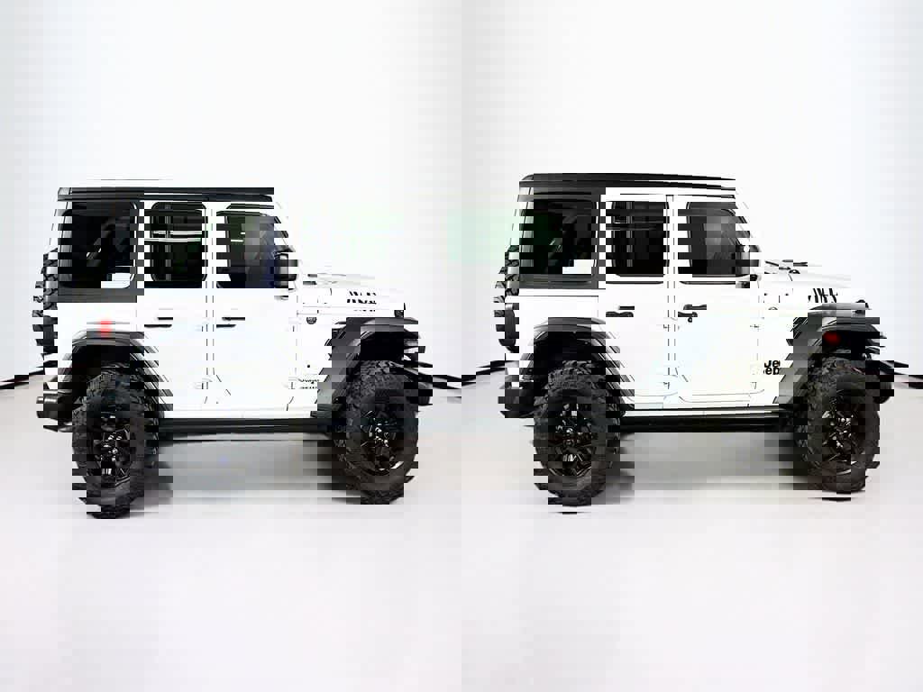 Used 2024 Jeep Wrangler Willys image 6