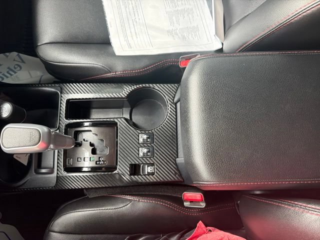 Used 2024 Toyota 4Runner TRD Off-Road Premium AWD/4WD image 18