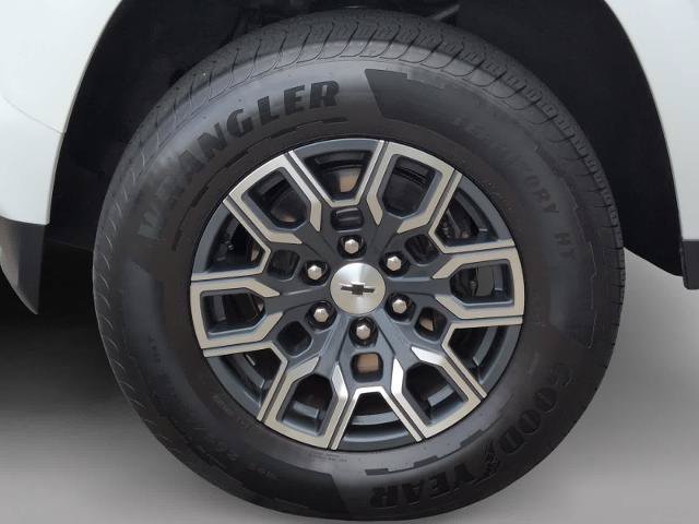 Used 2024 Chevrolet Colorado Z71 w/ Z71 Convenience Package 2 AWD/4WD image 10