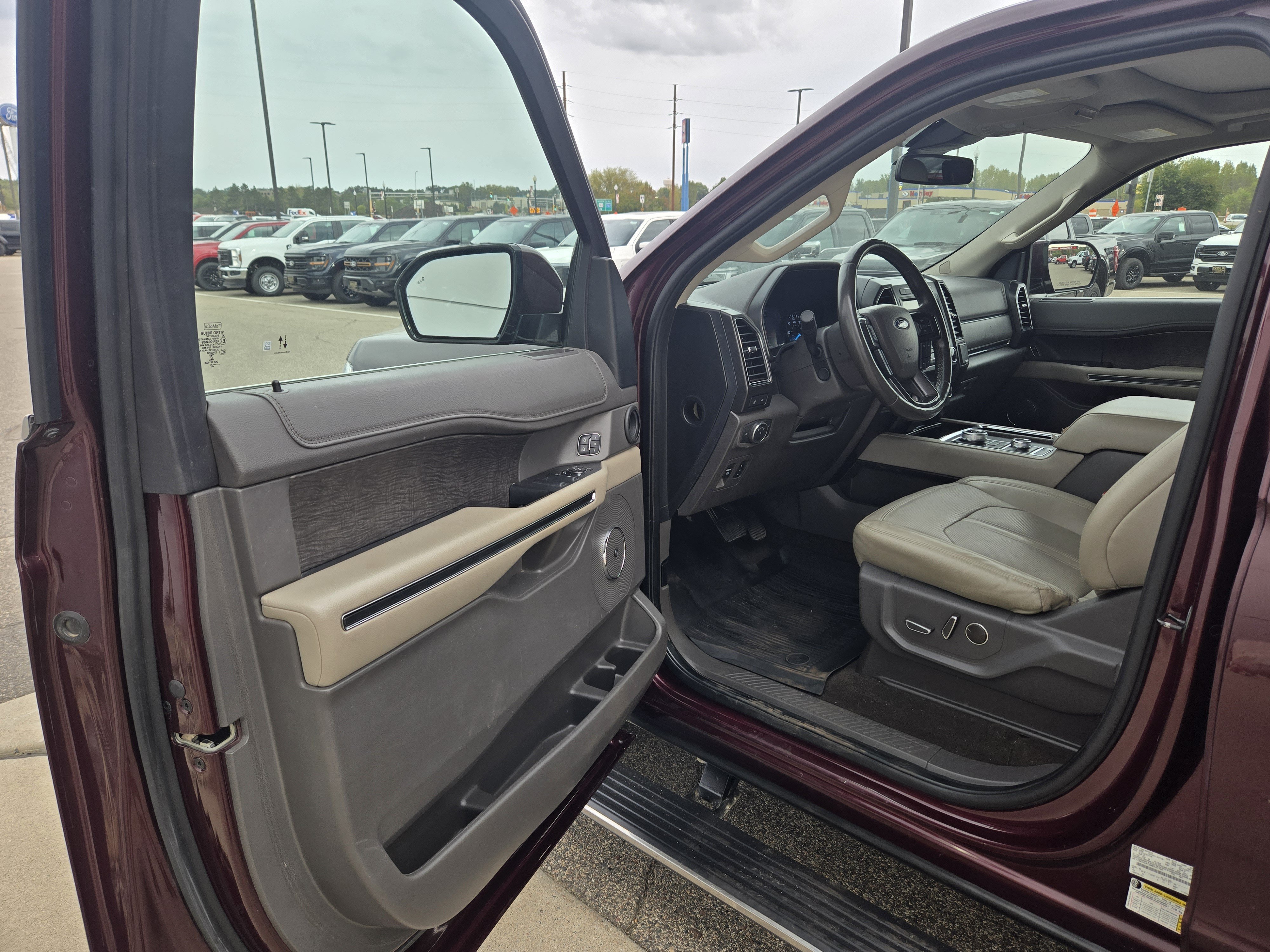 Certified 2021 Ford Expedition Limited AWD/4WD image 11