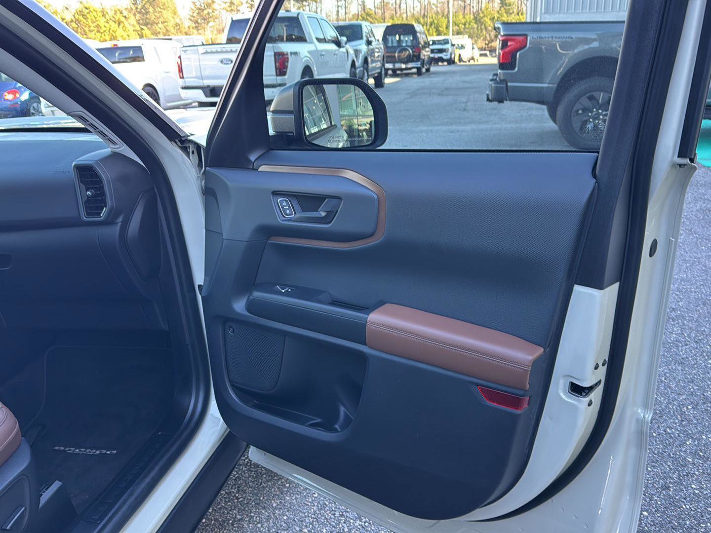 Certified 2024 Ford Bronco Sport Badlands w/ Premium Package image 12