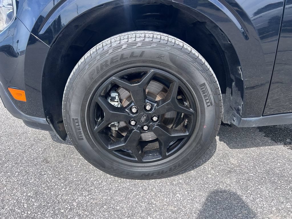 Certified 2024 Ford Maverick Lariat w/ FX4 Off-Road Package AWD/4WD image 35