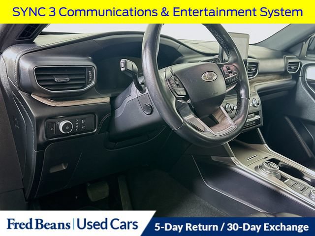 Certified 2020 Ford Explorer Platinum w/ Premium Technology Package AWD/4WD image 12