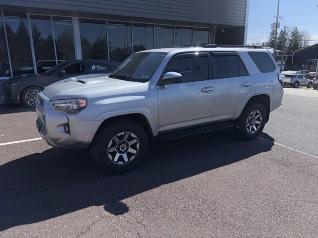 Used 2021 Toyota 4Runner TRD Off-Road AWD/4WD image 4