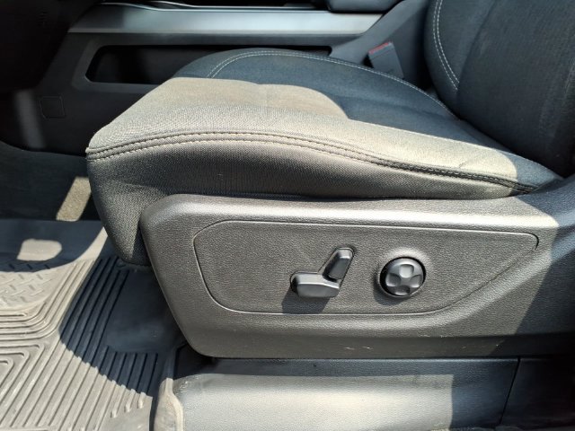 Used 2019 RAM 1500 Big Horn AWD/4WD image 14