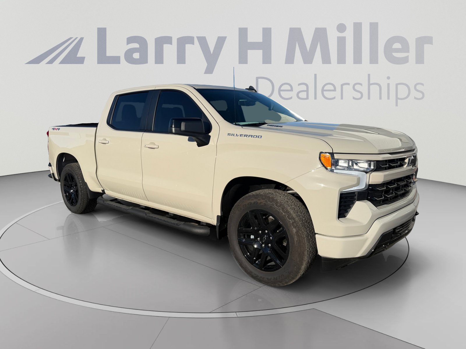 Used 2026 Chevrolet Silverado 1500 RST w/ RST Select Package AWD/4WD image 7