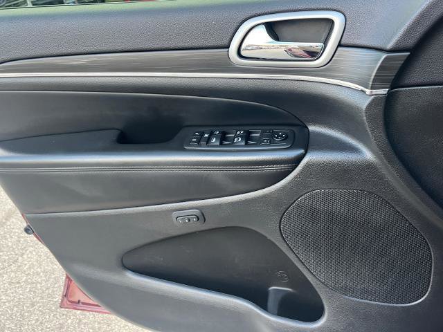 Used 2019 Jeep Grand Cherokee Limited w/ Luxury Group II image 18