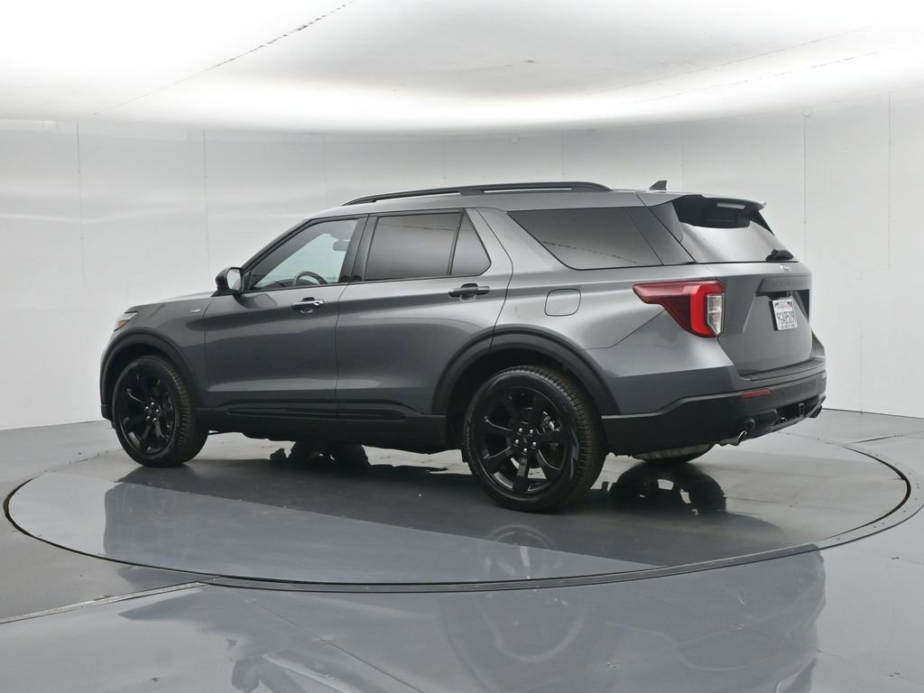 Certified 2023 Ford Explorer ST-Line w/ Class IV Trailer Tow Package RWD image 7