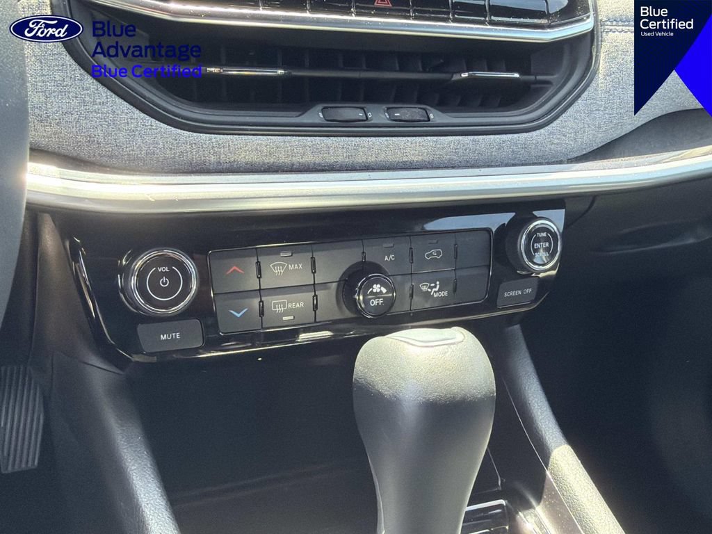 Used 2024 Jeep Compass Latitude AWD/4WD image 21