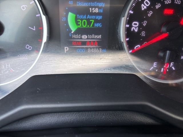 Used 2022 Toyota RAV4 LE image 15