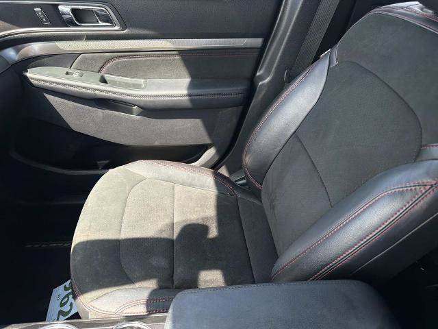 Certified 2019 Ford Explorer XLT w/ Equipment Group 202A FWD image 19