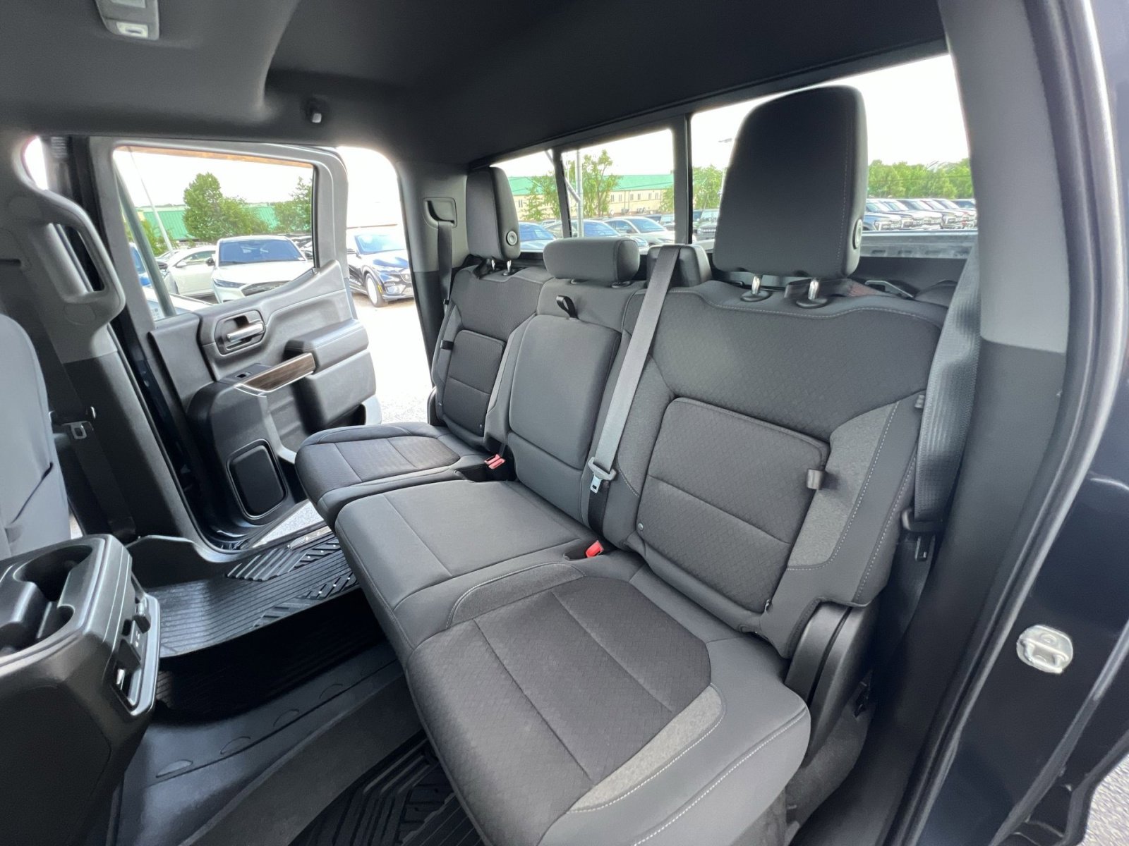 Used 2021 Chevrolet Silverado 1500 RST AWD/4WD image 32