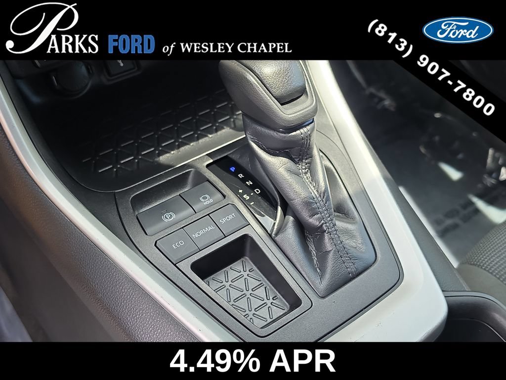 Used 2022 Toyota RAV4 LE FWD image 24