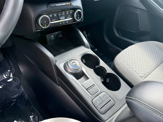 Certified 2022 Ford Escape SE w/ SE Sport Appearance Package AWD/4WD image 27