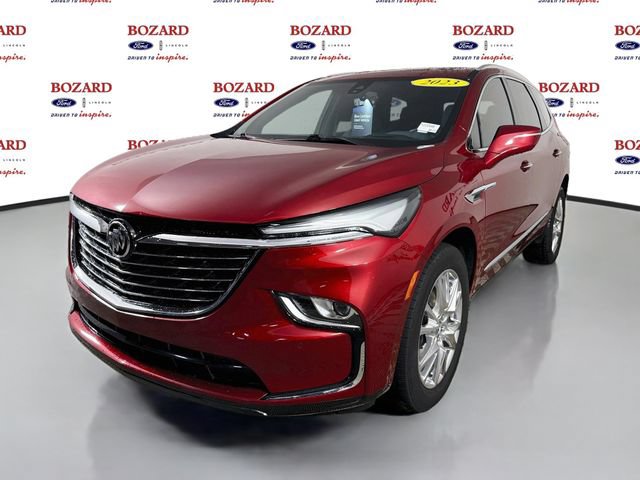 Used 2023 Buick Enclave Premium w/ Experience Buick Package FWD image 4