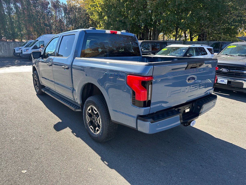 Certified 2023 Ford F150 Lightning XLT AWD/4WD image 7