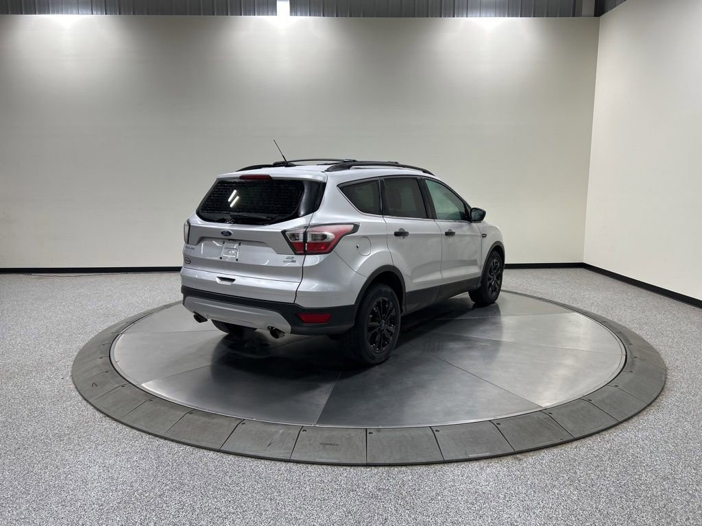 Certified 2017 Ford Escape SE w/ Equipment Group 201A AWD/4WD image 7