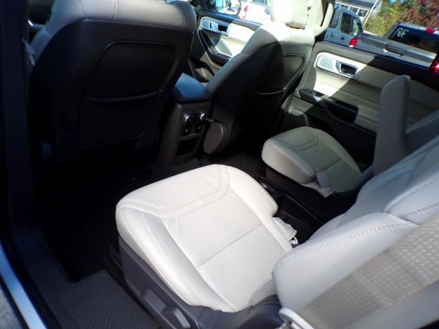 Certified 2020 Ford Explorer Platinum w/ Premium Technology Package image 16