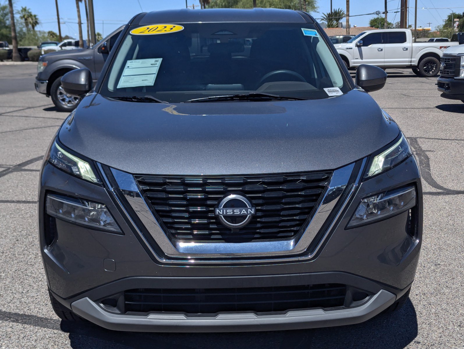 Used 2023 Nissan Rogue SV FWD image 6