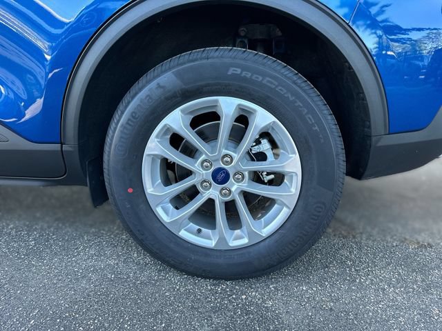 Certified 2022 Ford Escape SE w/ Cold Weather Package AWD/4WD image 10