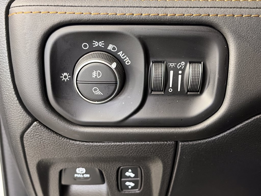 Used 2021 RAM 1500 Limited w/ Bed Utility Group AWD/4WD image 25