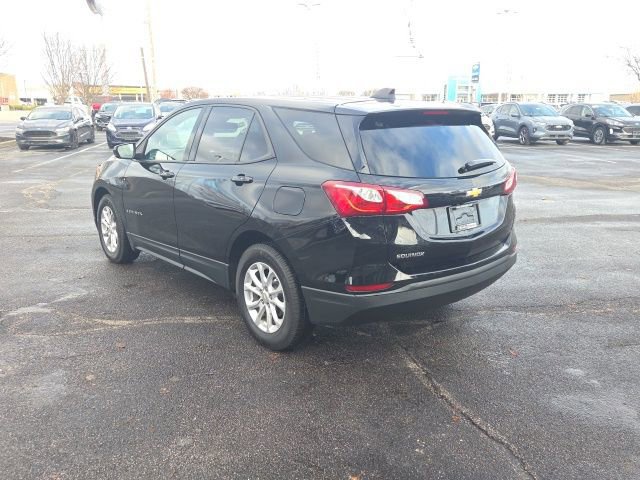 Used 2019 Chevrolet Equinox LS w/ LS Convenience Package image 3