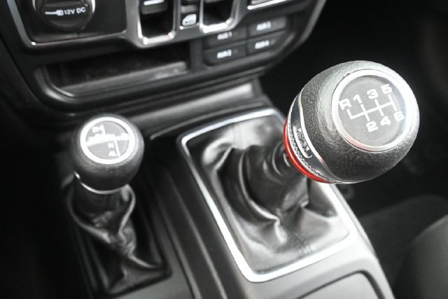 Used 2021 Jeep Wrangler Unlimited Sport AWD/4WD image 27