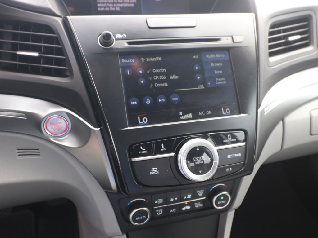 Used 2020 Acura ILX w/ Premium Package FWD image 18