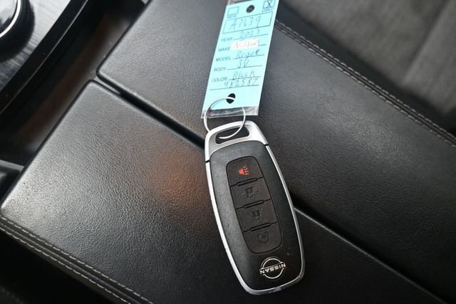 Used 2023 Nissan Rogue SV AWD/4WD image 15