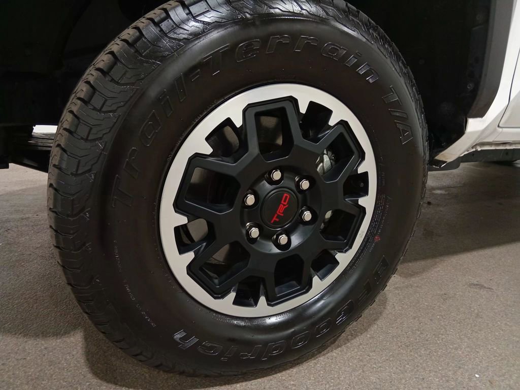 Used 2025 Toyota Tacoma TRD Off-Road w/ TRD Off Road Upgrade Package image 16