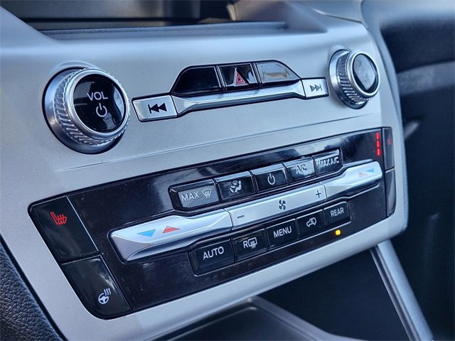 Certified 2022 Ford Explorer XLT w/ Equipment Group 202A image 24