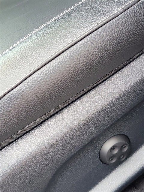 Used 2022 Mercedes-Benz E 450 4MATIC Sedan image 7