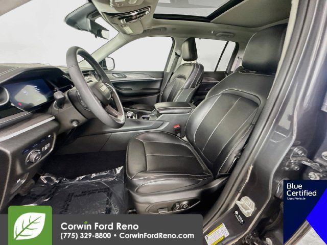 Used 2023 Jeep Grand Cherokee 30th Anniversary AWD/4WD image 23