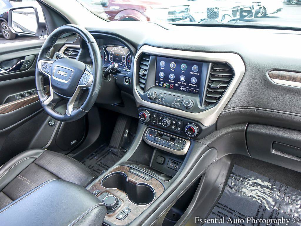 Used 2023 GMC Acadia Denali w/ Denali Technology Package FWD image 27