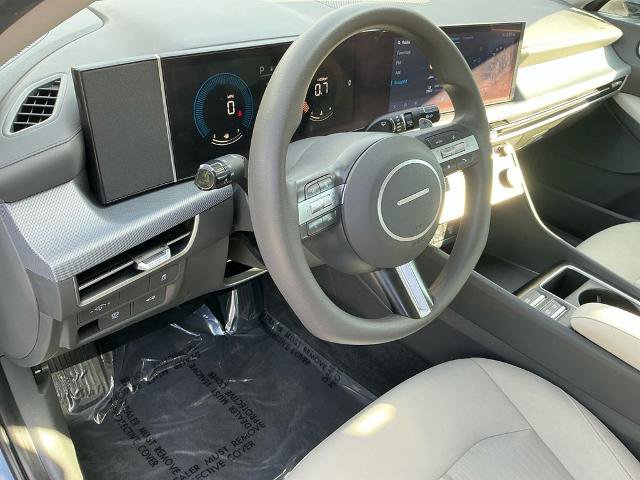 Used 2025 Hyundai Sonata SEL FWD image 31
