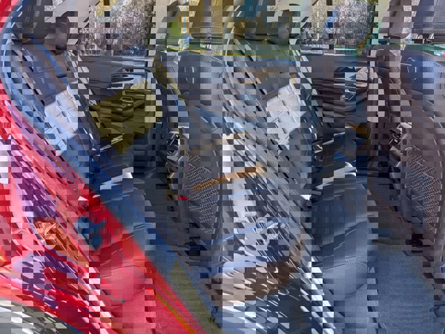 Used 2020 Mercedes-Benz GLE 350 4MATIC image 32